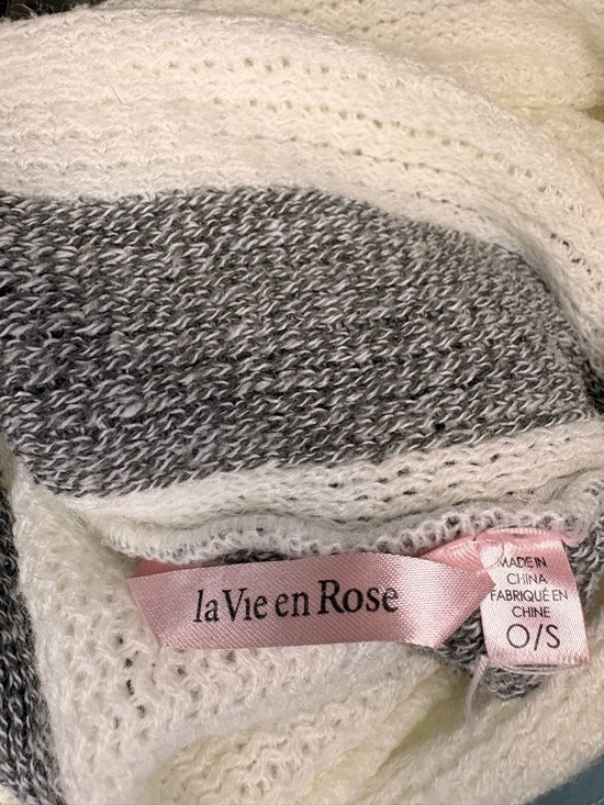 La Vie en Rose Colour Block Knit Poncho Shawl Fringe Hem O/S Cozy Neutral - Picture 2 of 3